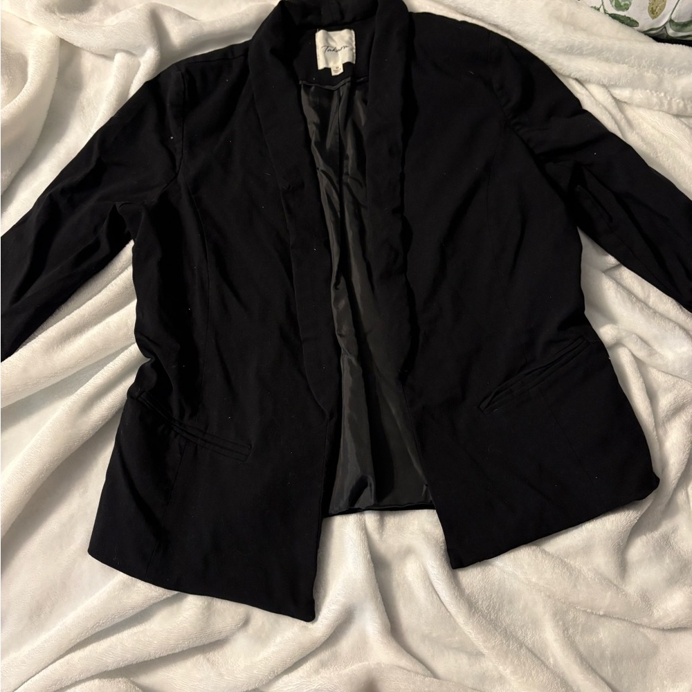 Takara Black Blazer with Shawl Collar and Long Sleeves